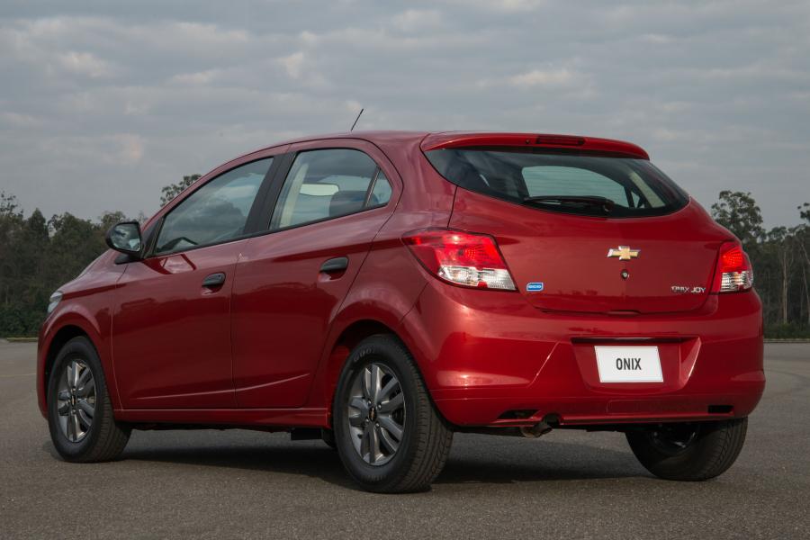  Chevrolet Onix Joy 2016 года  (фото 7 из 29)